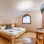 克鲁度假屋 度假居 *